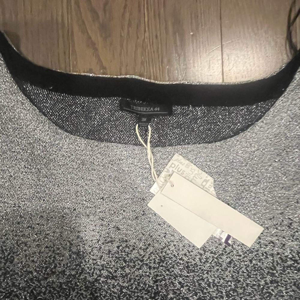 Plus Size Bundle - Picture 4 of 9